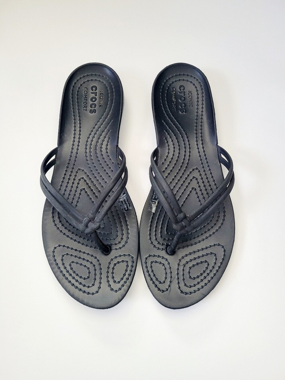 Crocs Women’s Black Flip Flop Sandals - Comfort Strap